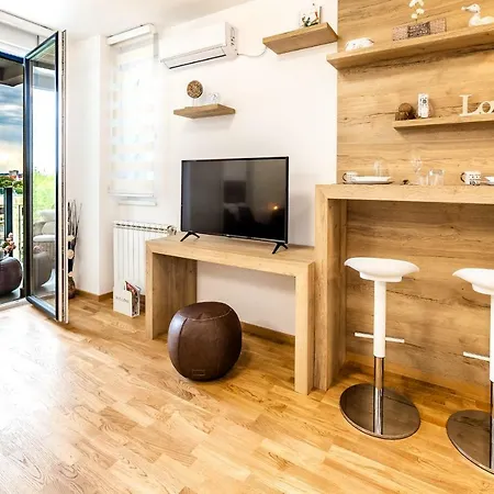 Apartment Alexandar15 *
